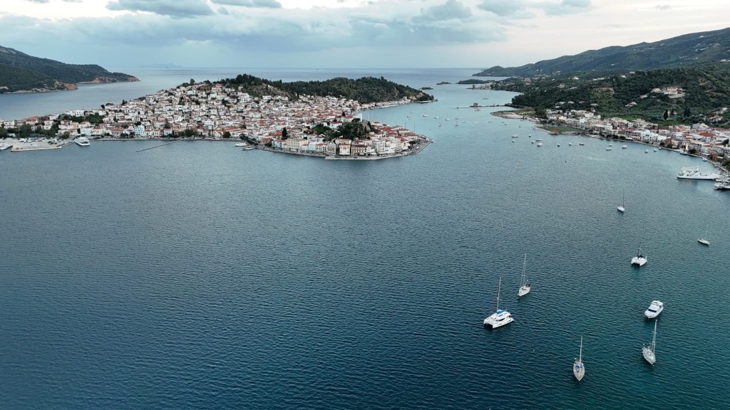 Between snow and&nbsp;sunshine